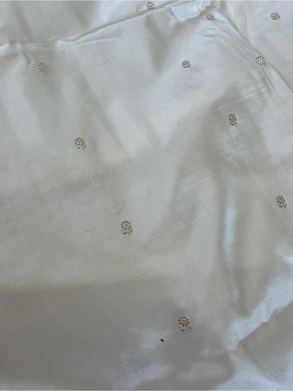 Saree - Picture 3 of 4